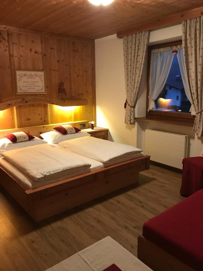 Das Enzian Aschau Im Zillertal Exteriör bild
